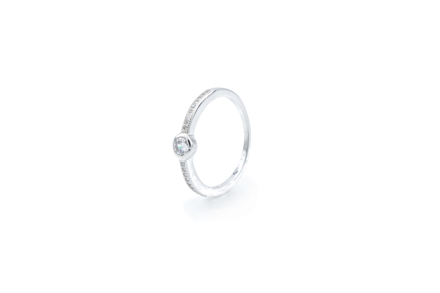 Bequasa Sparkling Round Ring, Weiss, Silber 925, Rhodiniert