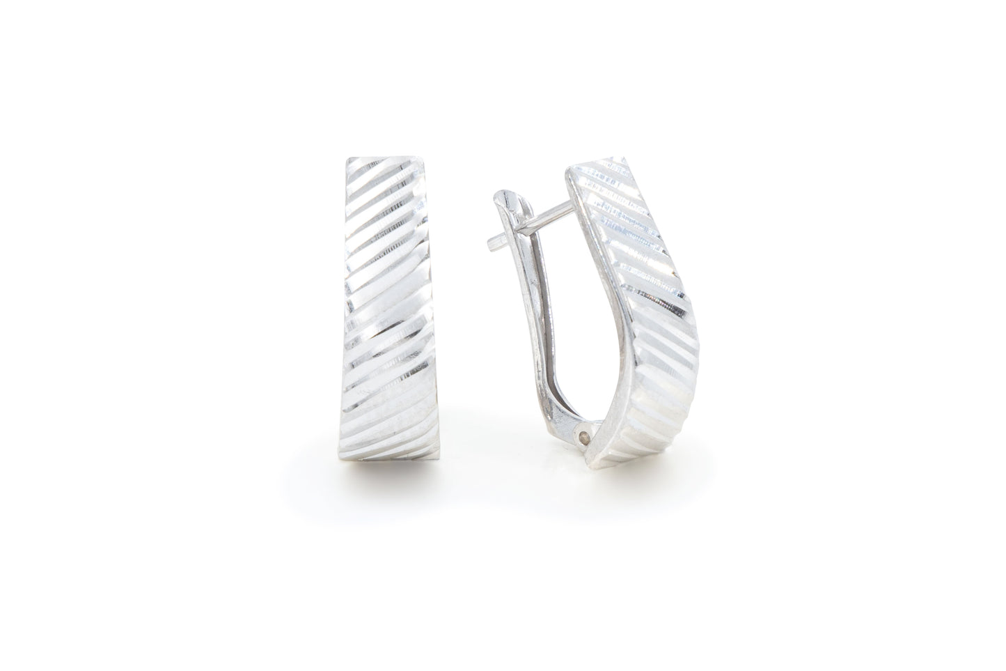 Bequasa Serperntine Links Pattern Ohrringe, Silber 925, Rhodiniert