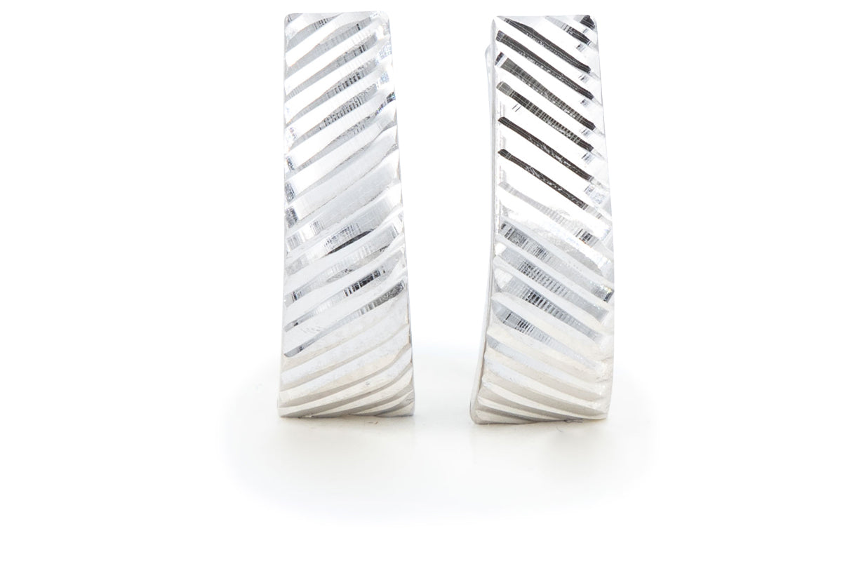 Bequasa Serperntine Links Pattern Ohrringe, Silber 925, Rhodiniert